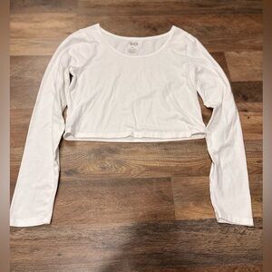 SO Women's Classic White Long Sleeve Crop Top